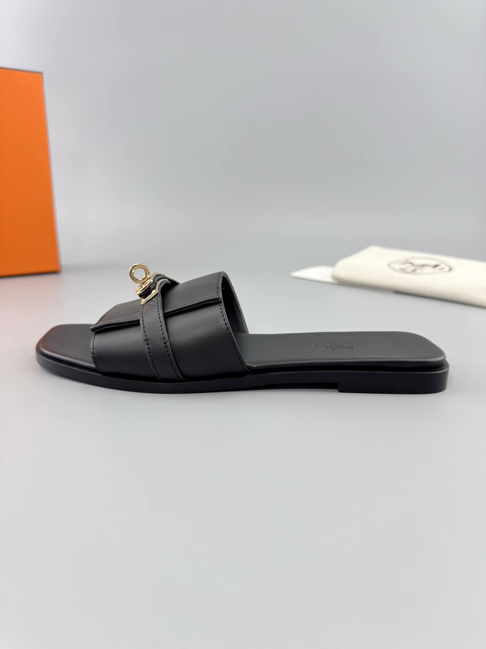 Hermes Giulia Sandal