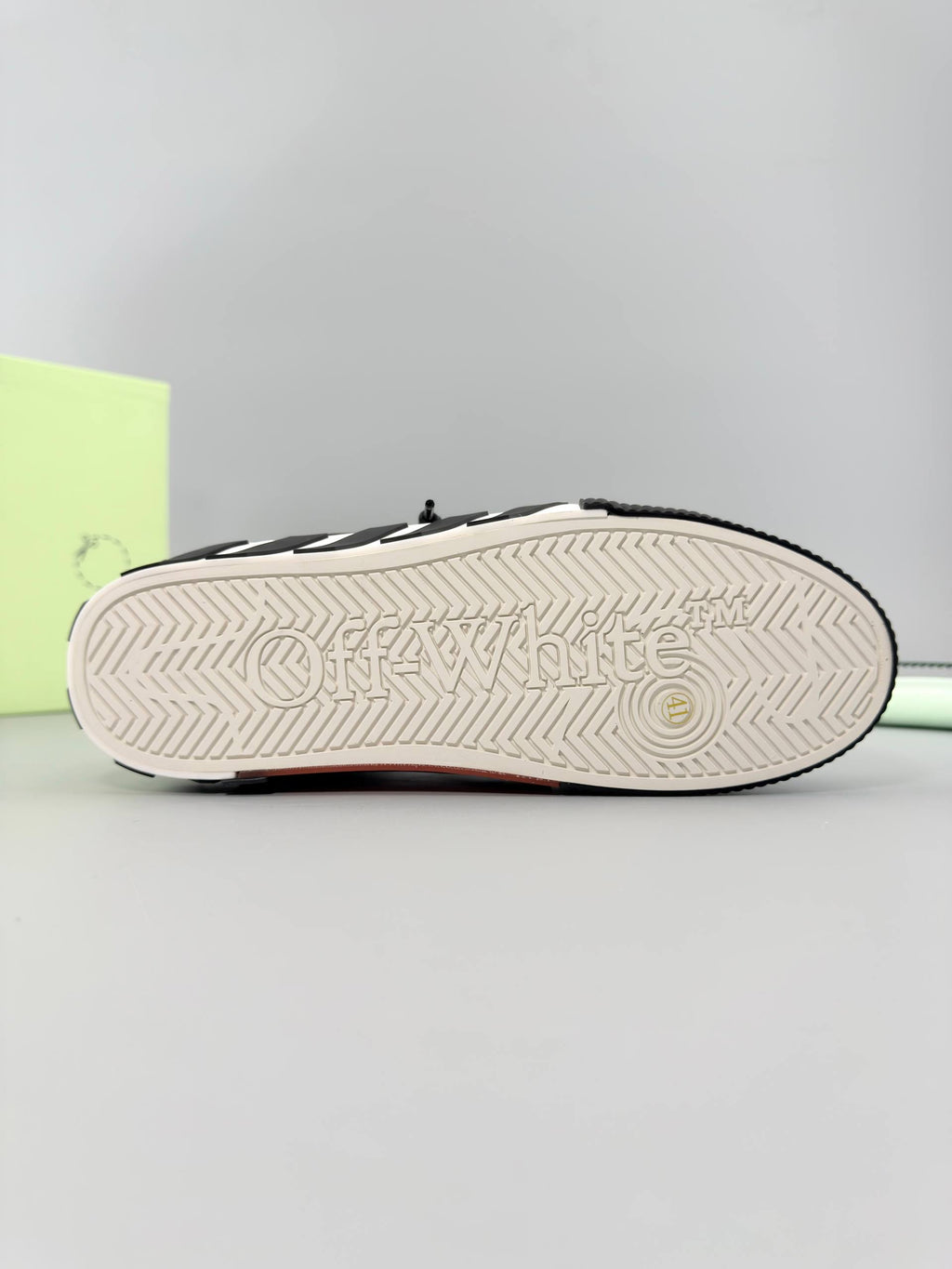 Off-Whıte Vulcanızed Leather Sneakers