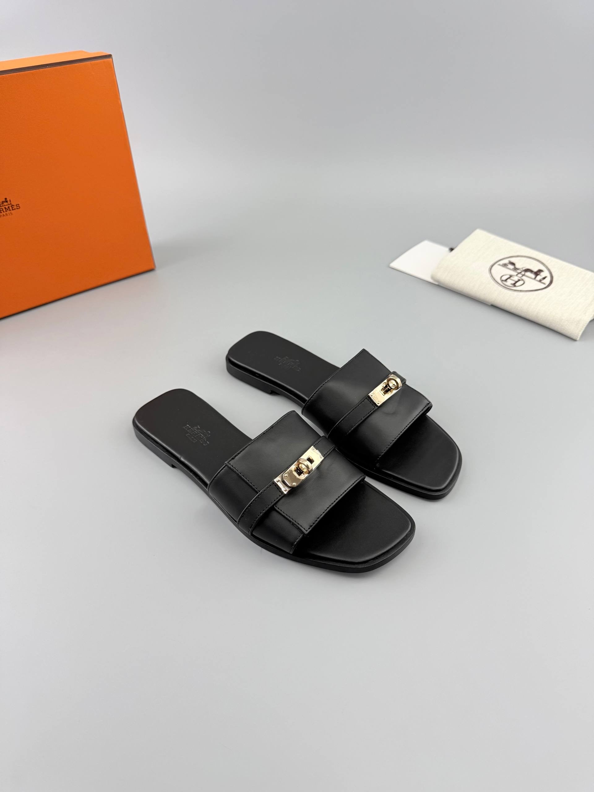 Hermes Giulia Sandal
