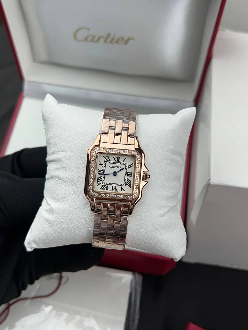 Cartier Panther’e Medium Taşlı