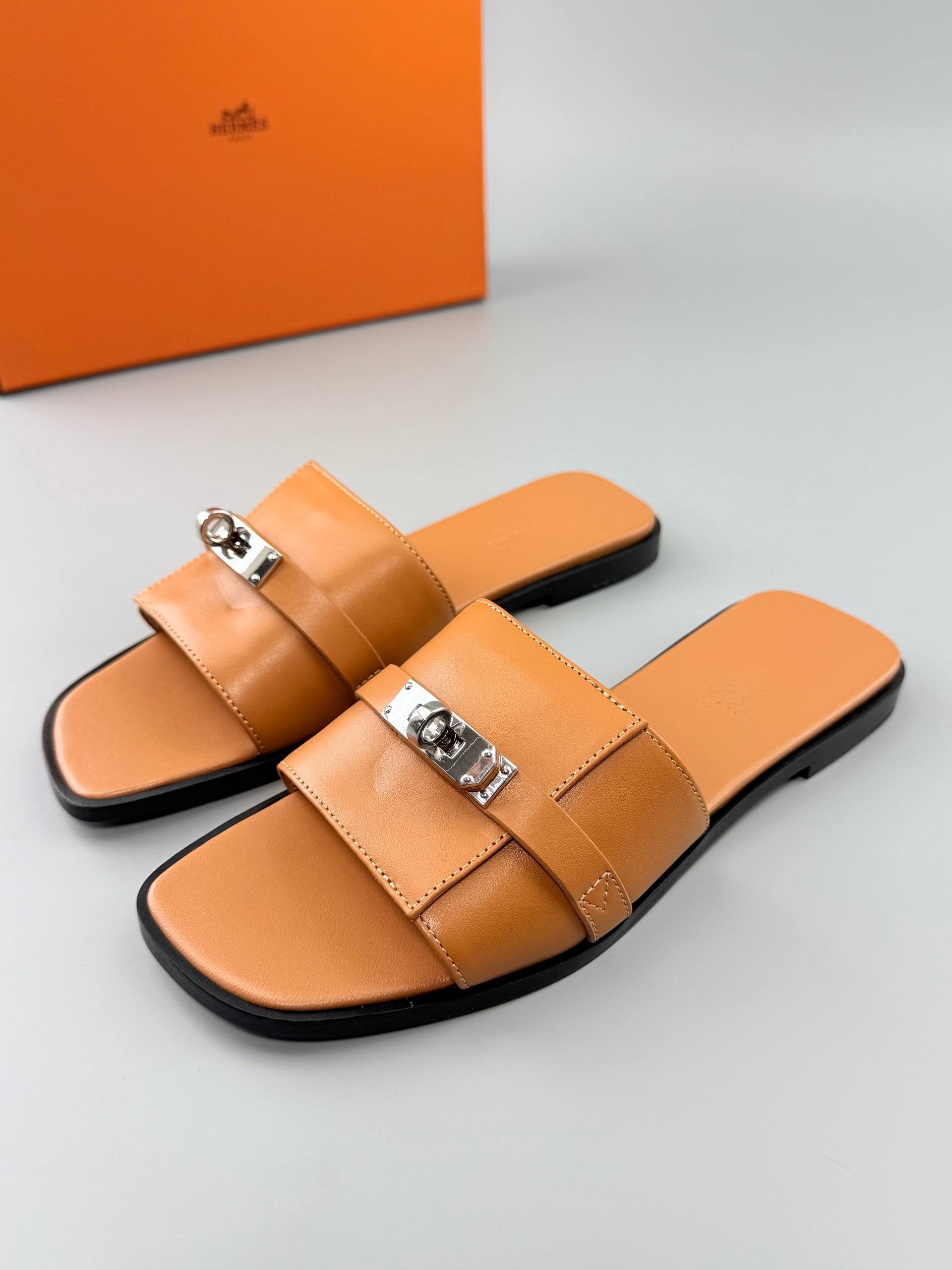 Hermes Giulia Sandal