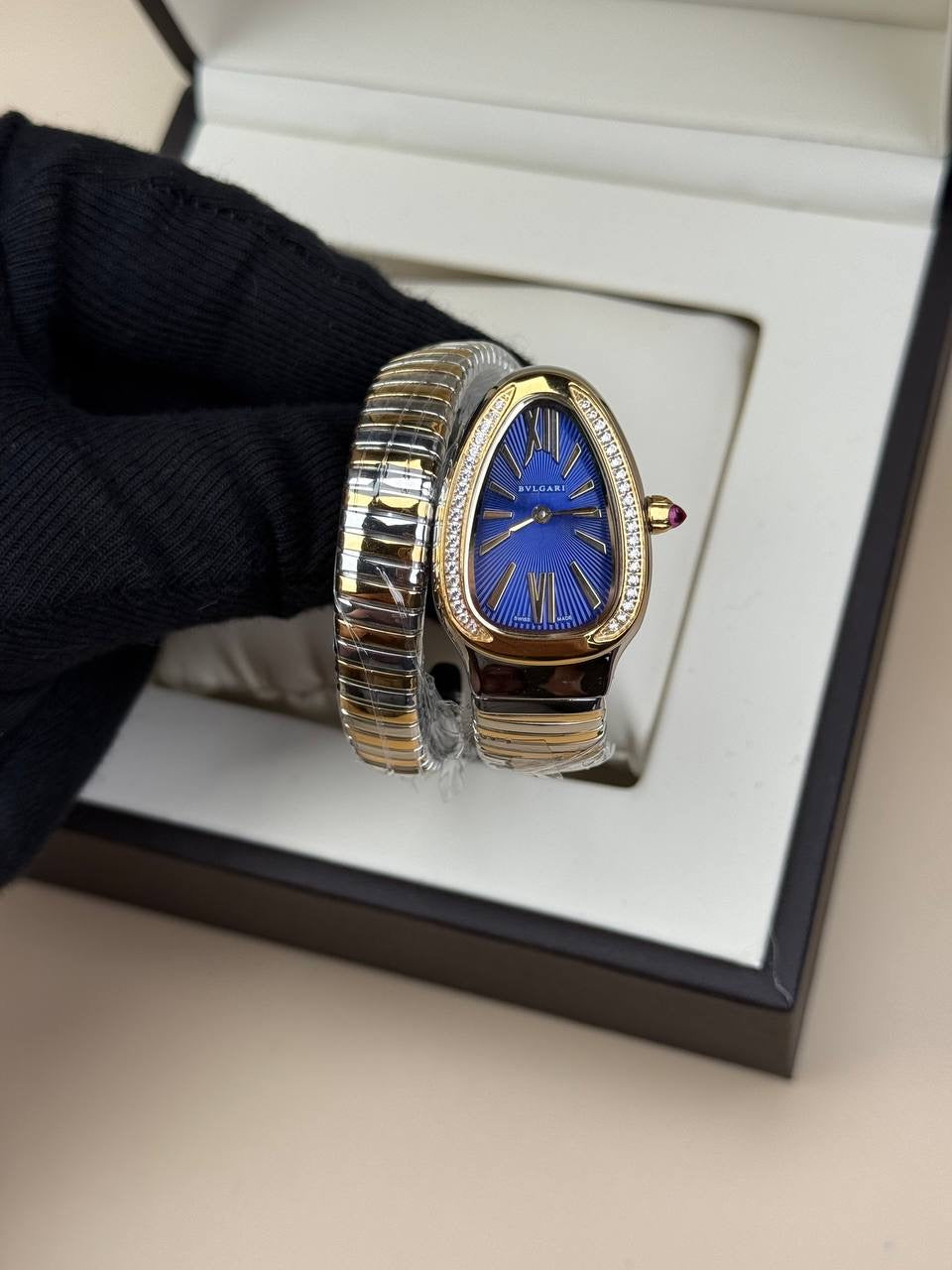 Bvlgari Serpenti Tek Sarmal Taşlı