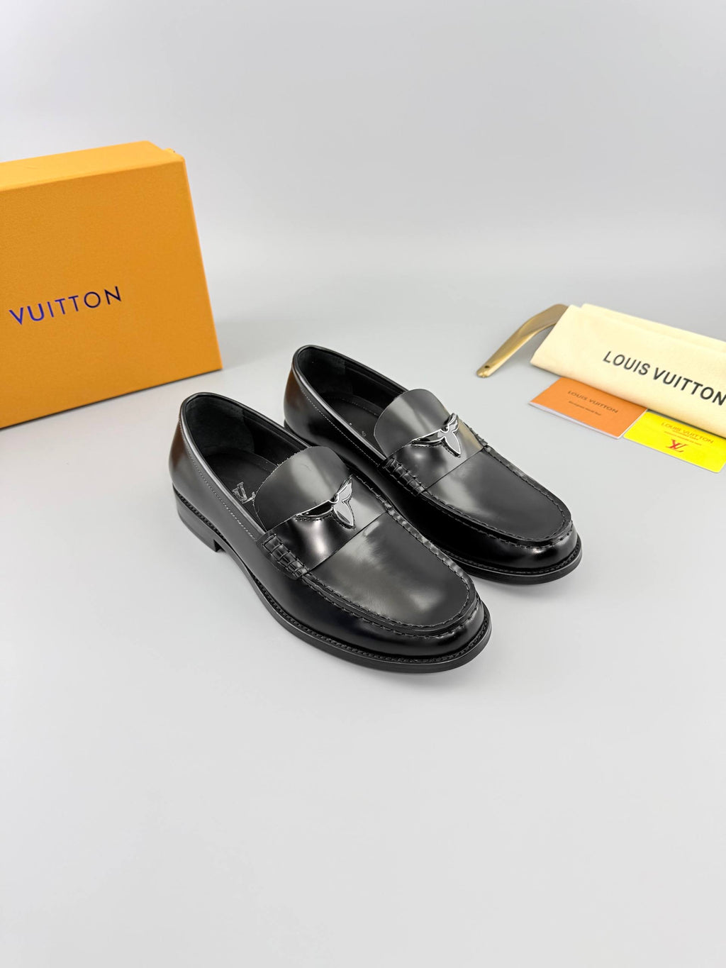 Louis Vuitton LV Oxford loafer