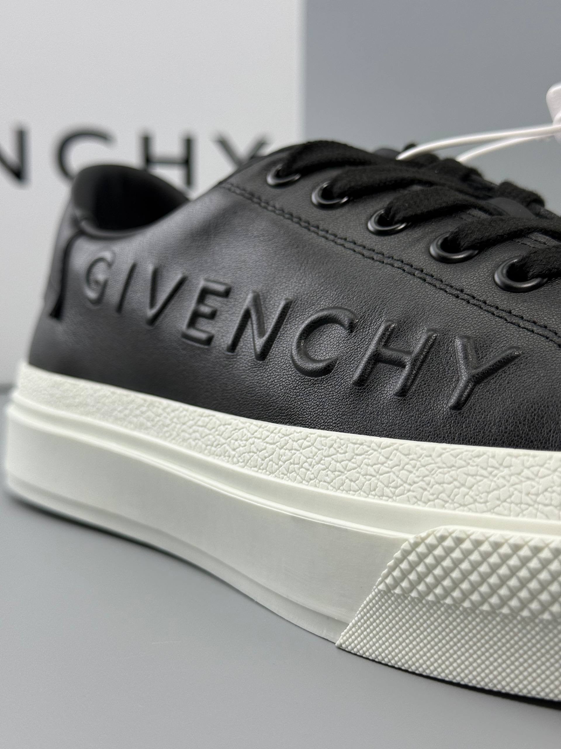 Givenchy City Sport Men Black Sneakers