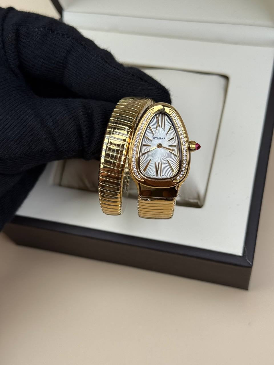 Bvlgari Serpenti Tek Sarmal Taşlı