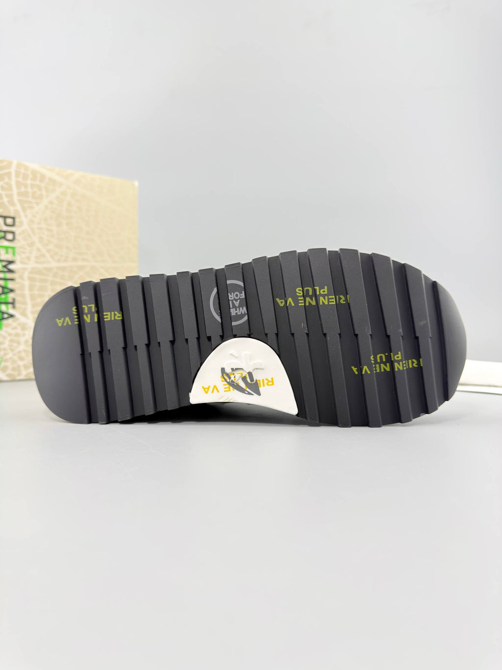 Premiata Mick Low Sneaker