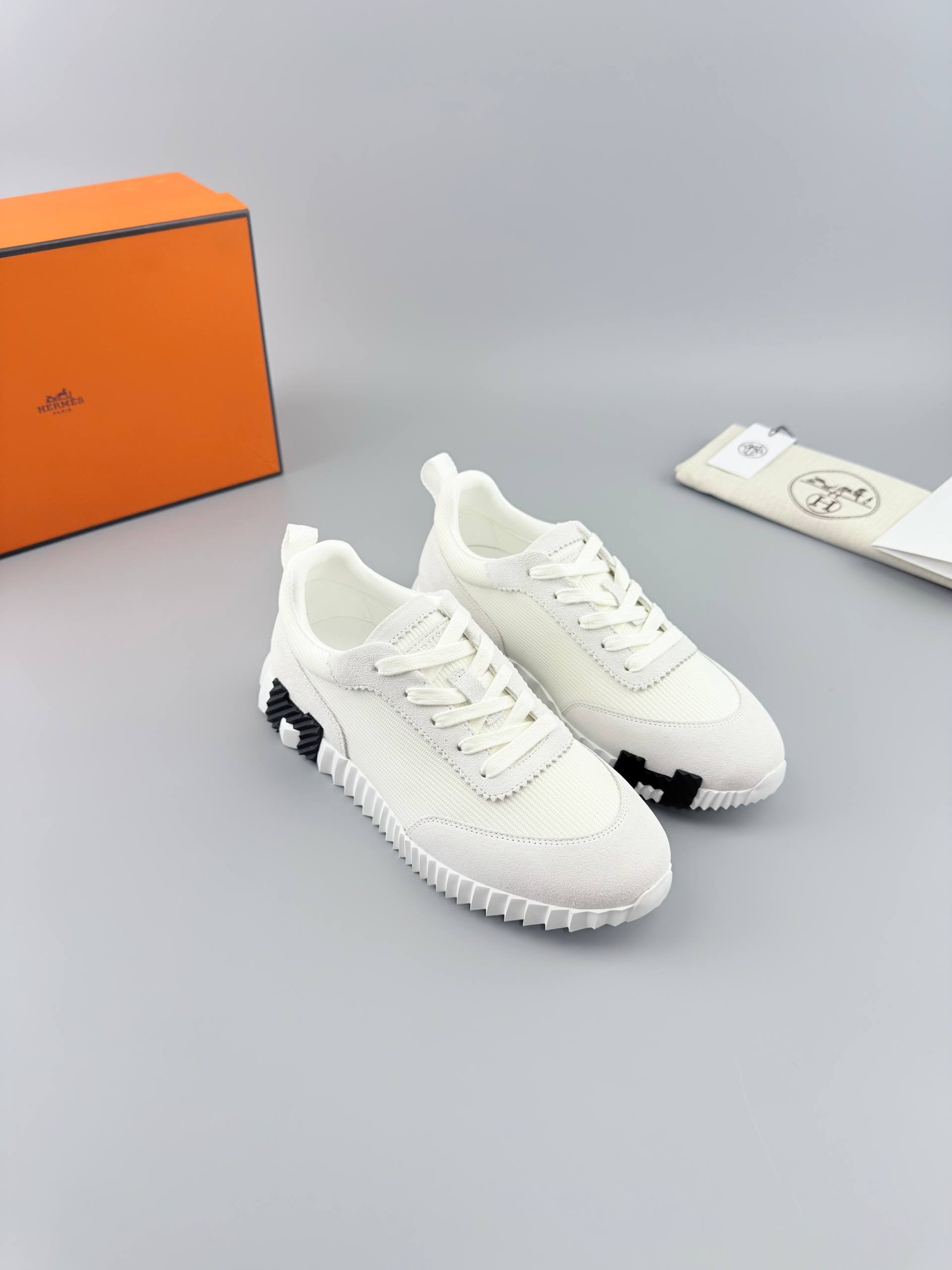 Hermes Bouncing Leather Sneakers