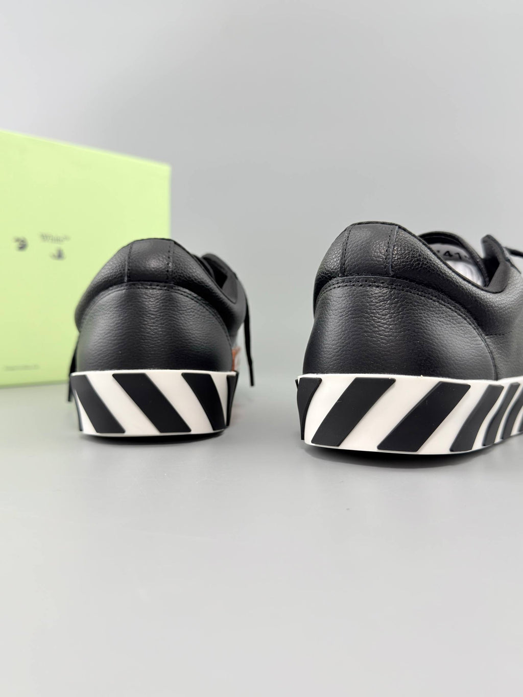 Off-Whıte Vulcanızed Leather Sneakers