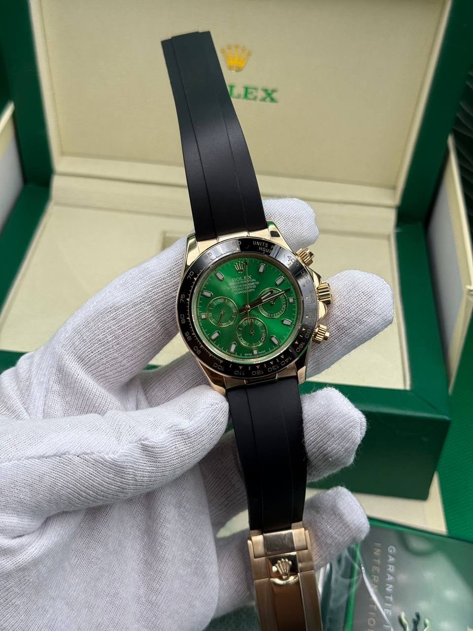 Rolex Daytona Green Dial Oysterflex Cordon