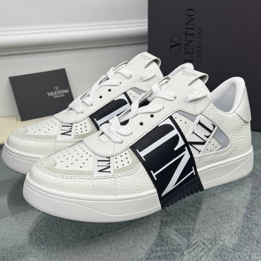 Valentino VL7N Leather Sneakers