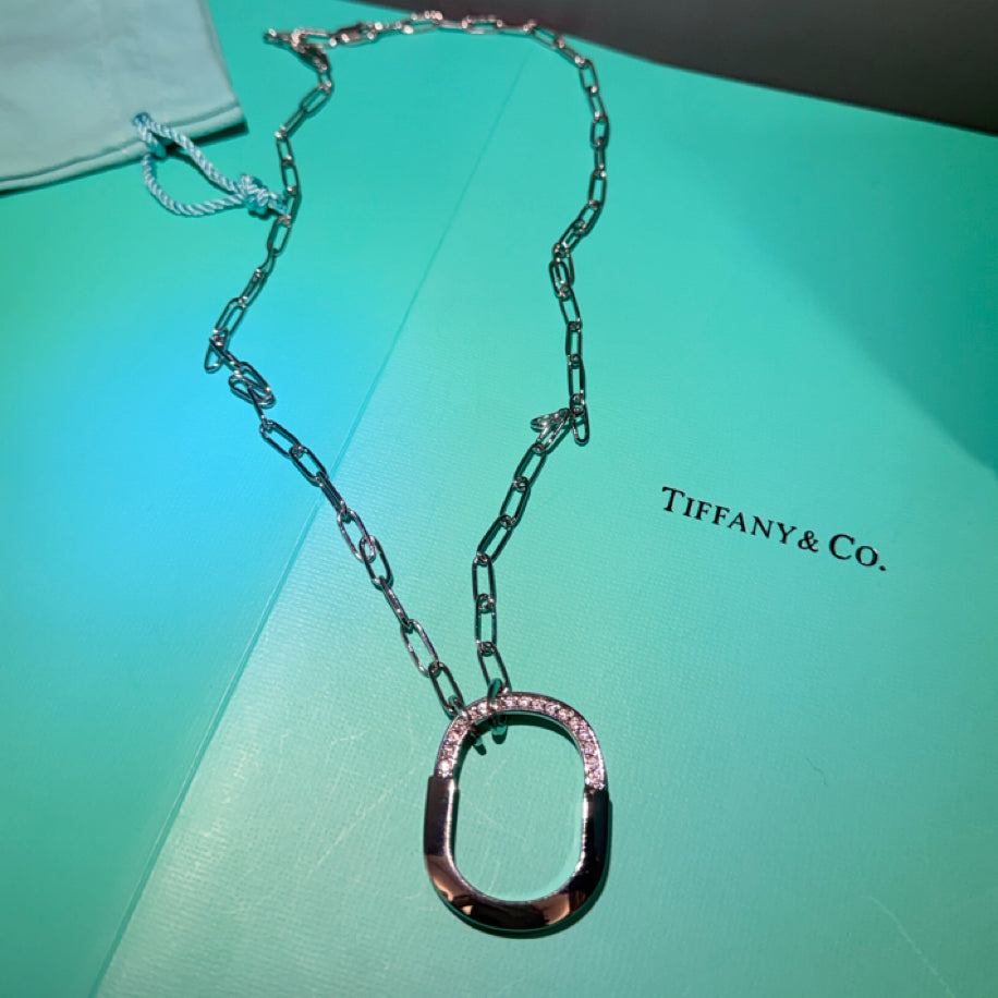Tiffany Lock (Silver Taşlı) Kolye