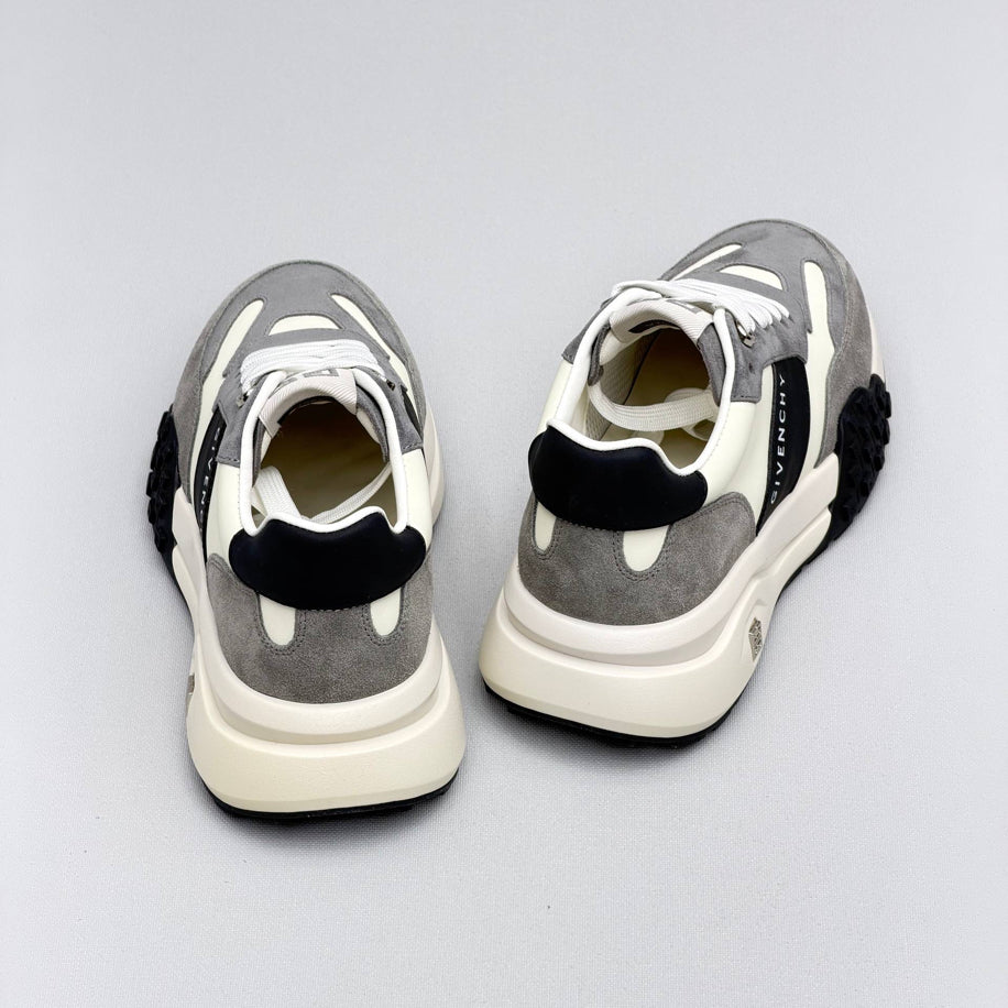 Givenchy GIV 1 Sneakers