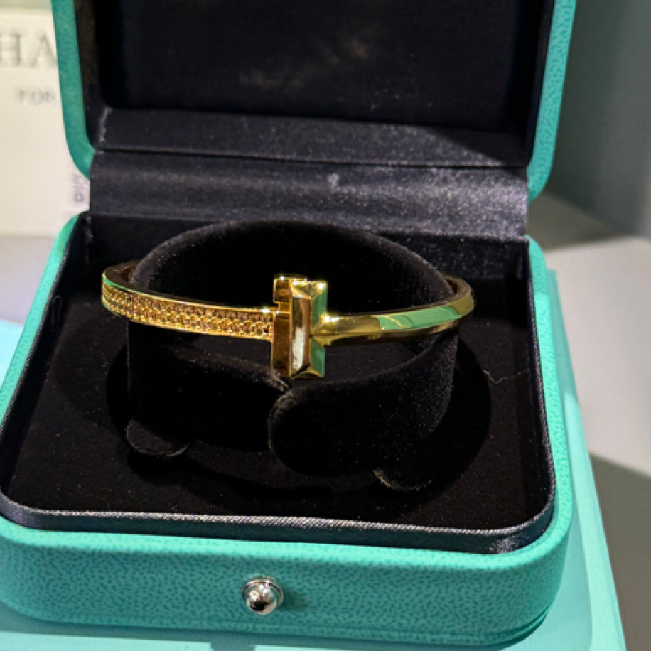 Tiffany T Gold Yarım Taşlı Bileklik