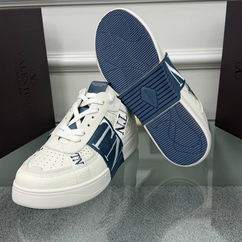 Valentino VL7N Leather Sneakers