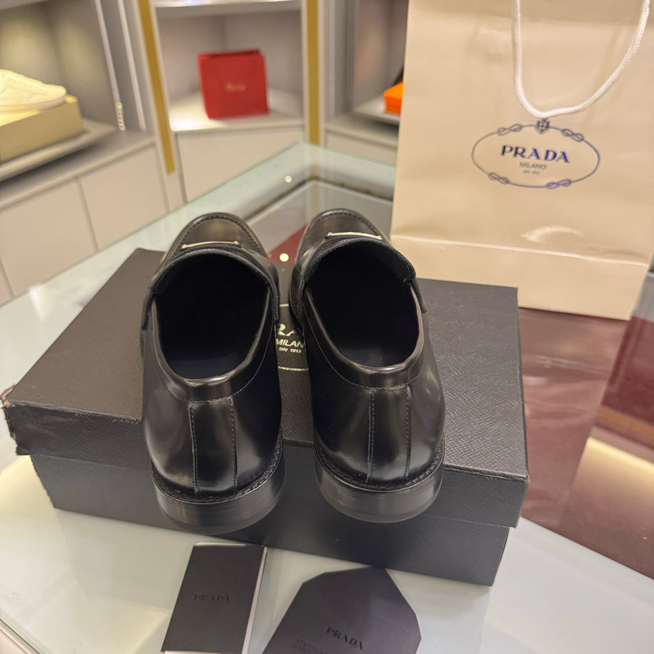 Prada Premium Loafer ithal
