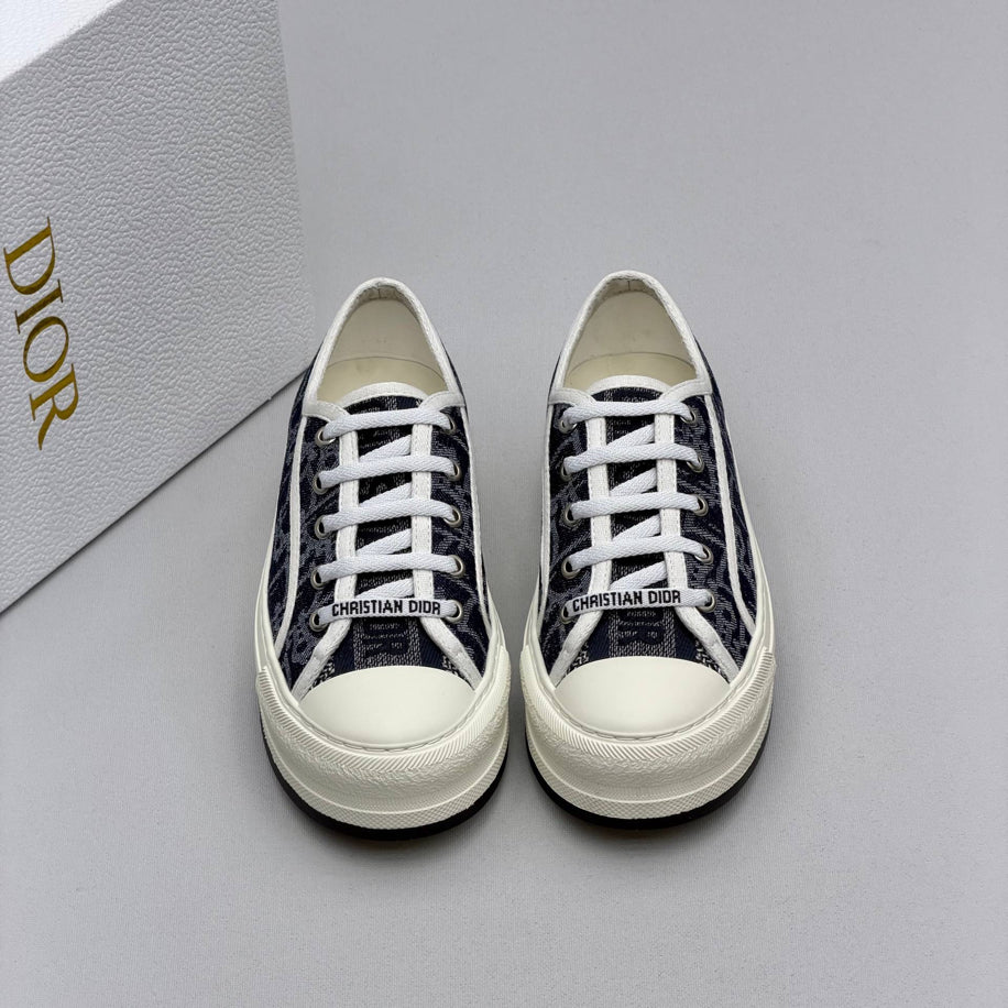Dior Women Walk