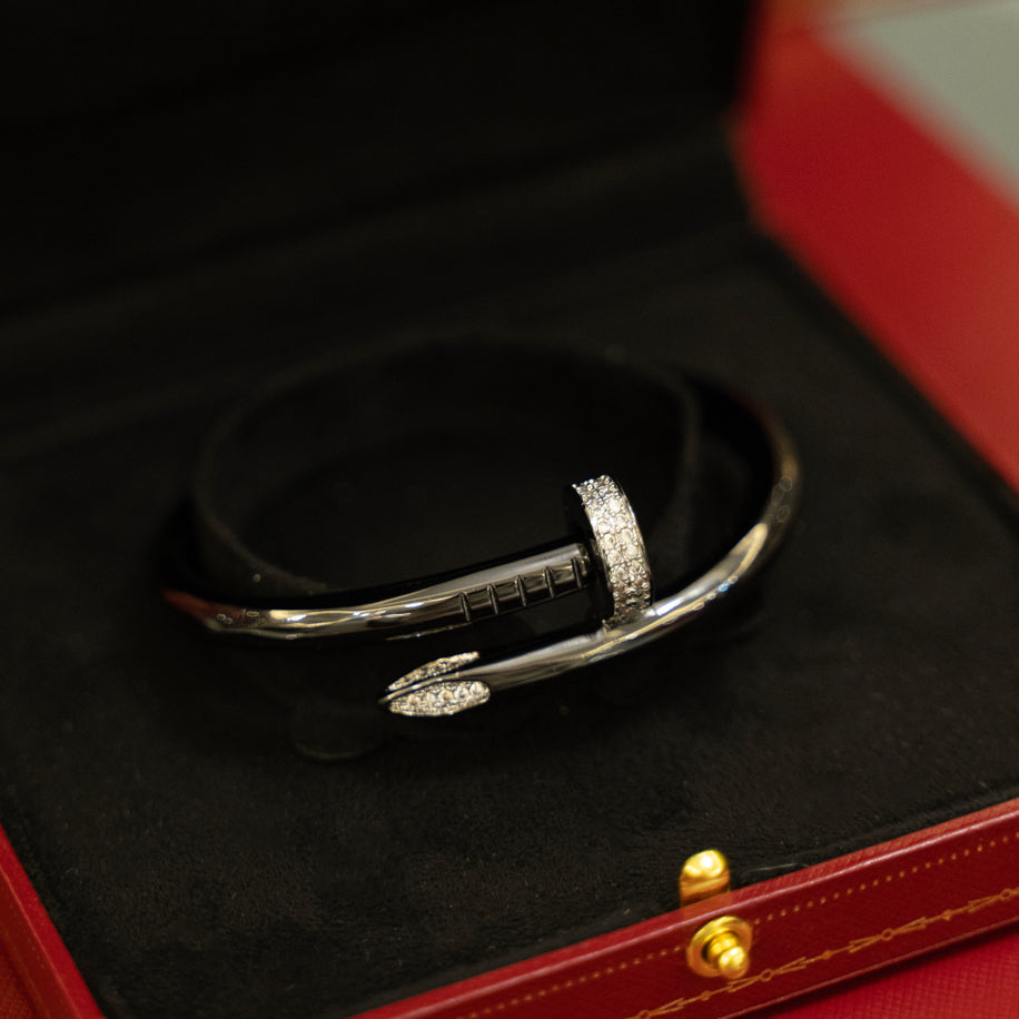 Cartier Unisex Bileklik (Siyah) Yarım Taşlı