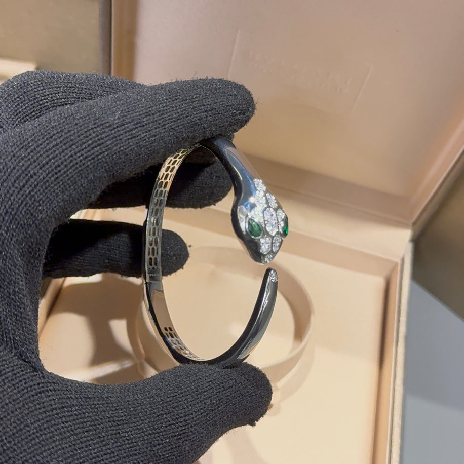 Bvlgari Serpenti Unisex Bileklik (Silver Taşlı )