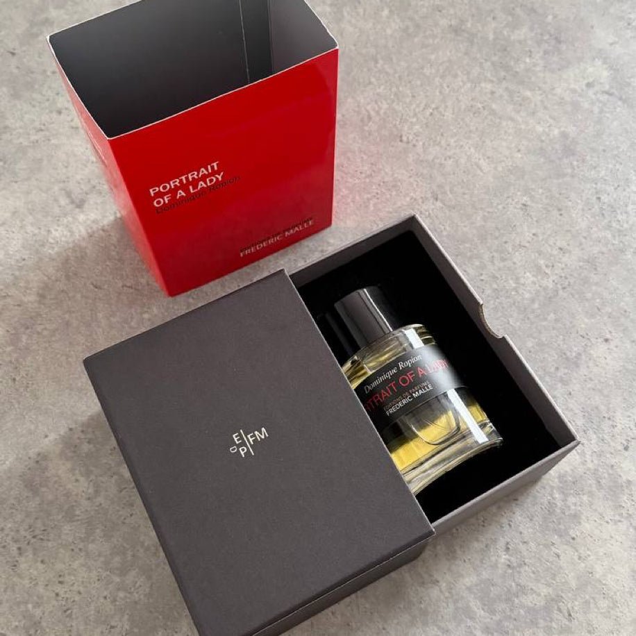 editions de parfums frédéric malle  - Portrait of a Lady (Dominique Ropion)