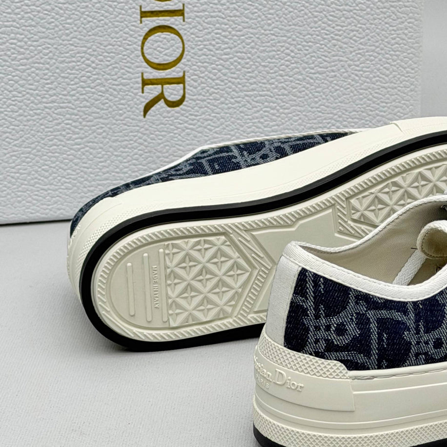 Dior Women Walk