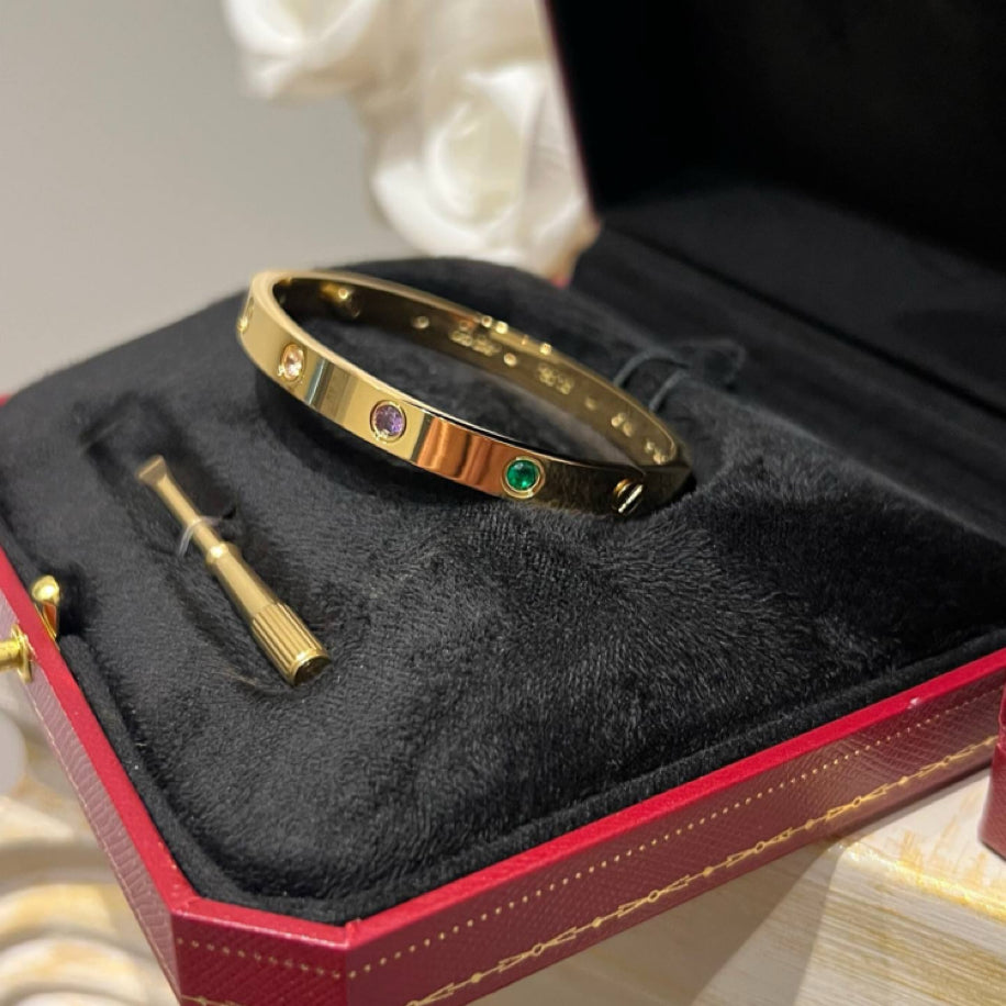Cartier Love Rainbow Taşlı (Gold) Bileklik