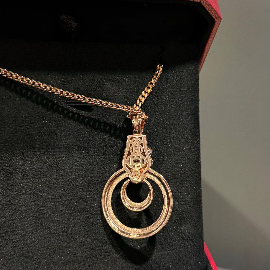 Cartier Panther Rose Taşlı Kolye