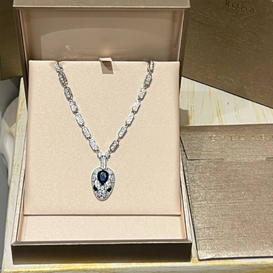 Bvlgari Serpenti Taşlı Kolye