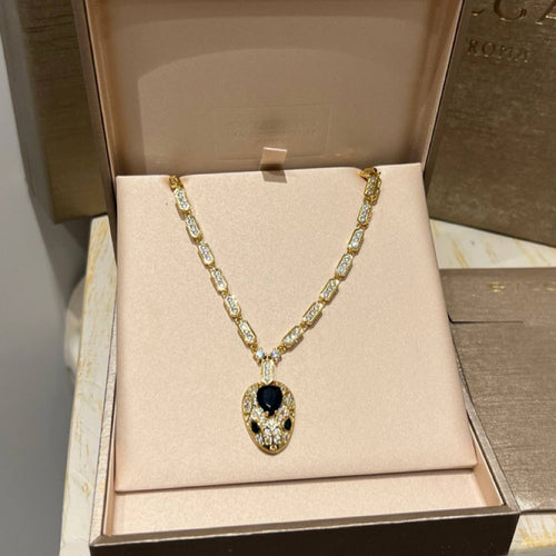 Bvlgari Serpenti Taşlı Kolye