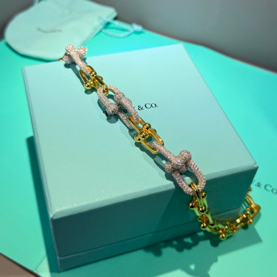 Tiffany Hardwear (Gold 3’Taşlı) Kolye