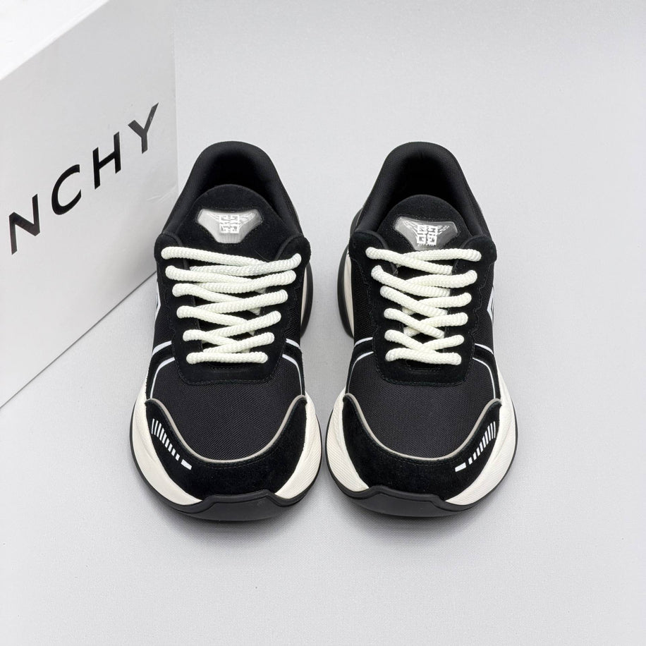 Givenchy G4 Sneakers