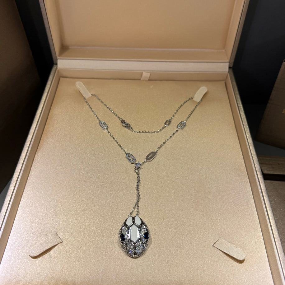 Bvlgari Serpenti Gold Taşlı Kolye