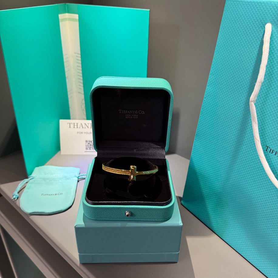 Tiffany T Gold Yarım Taşlı Bileklik