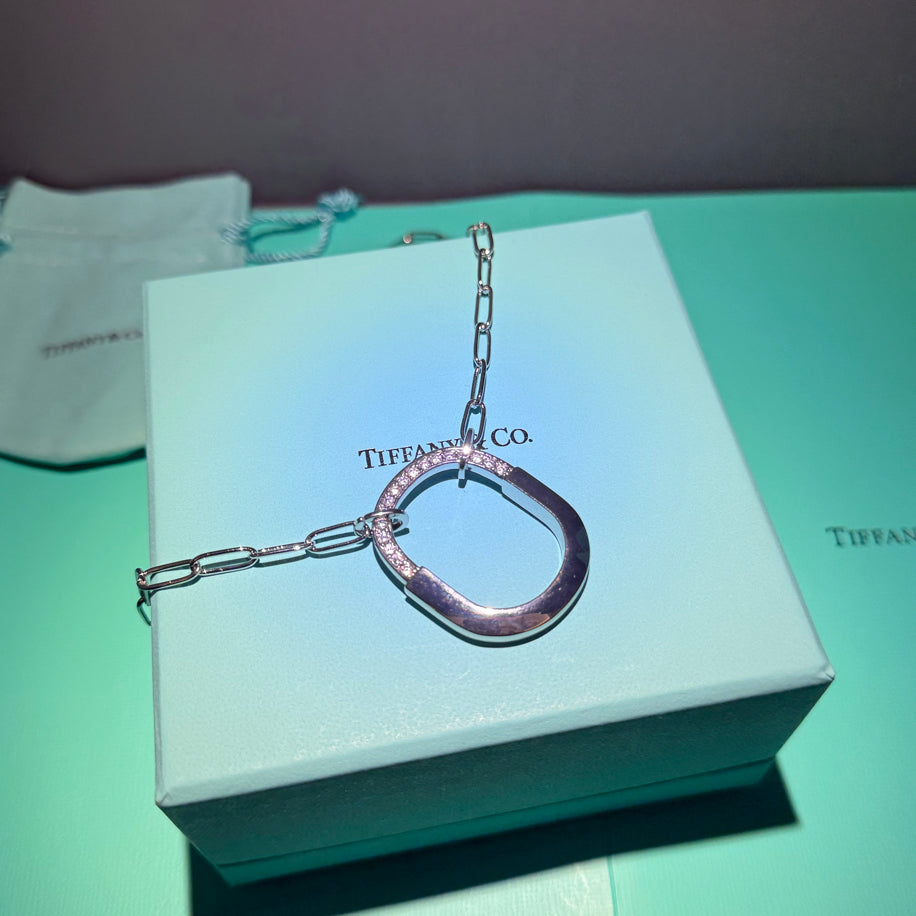 Tiffany Lock (Silver Taşlı) Kolye