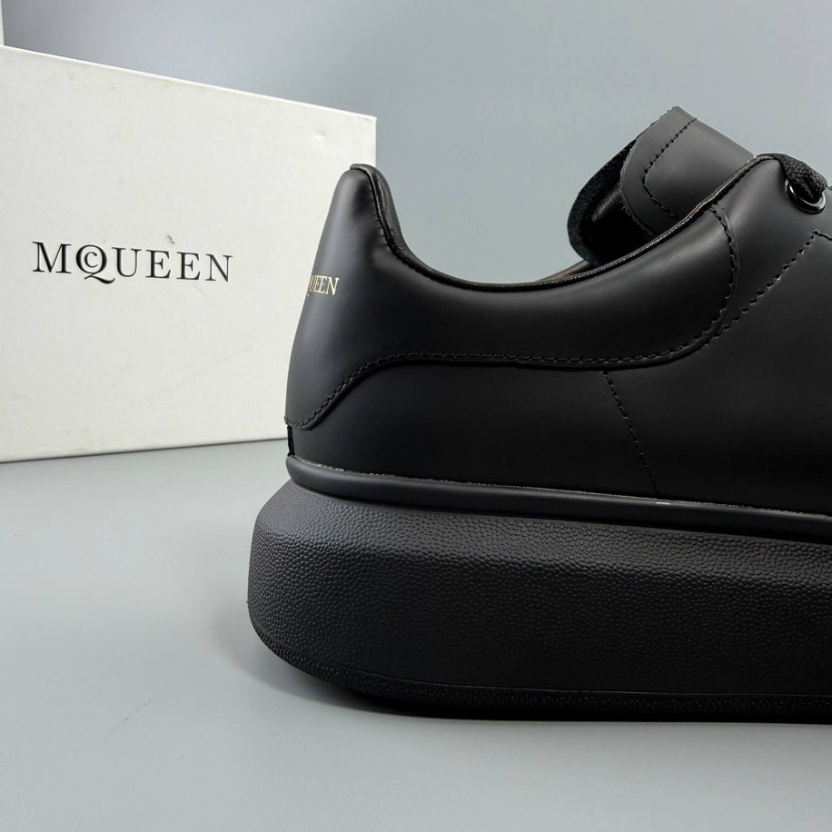 Alexander McQueen Unisex Sneakers