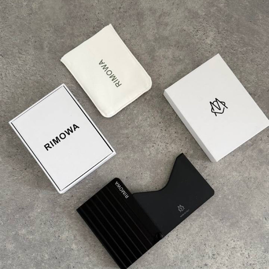 Rimowa Black Full Box Kartlık