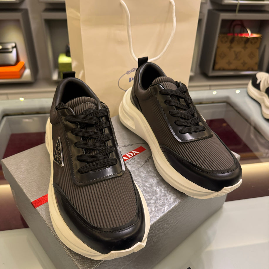 Prada Premium sneakers ithal