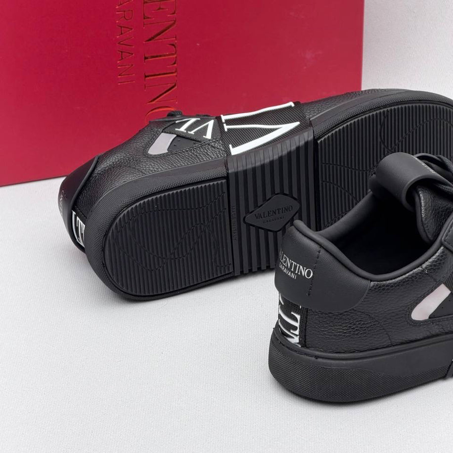 Valentino Garavani Unisex– VL7N Sneaker