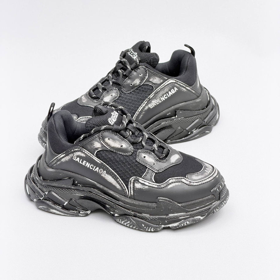Balenciaga Triples Sneakers Unisex