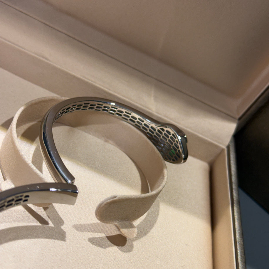 Bvlgari Serpenti Unisex Bileklik (Silver Taşlı )