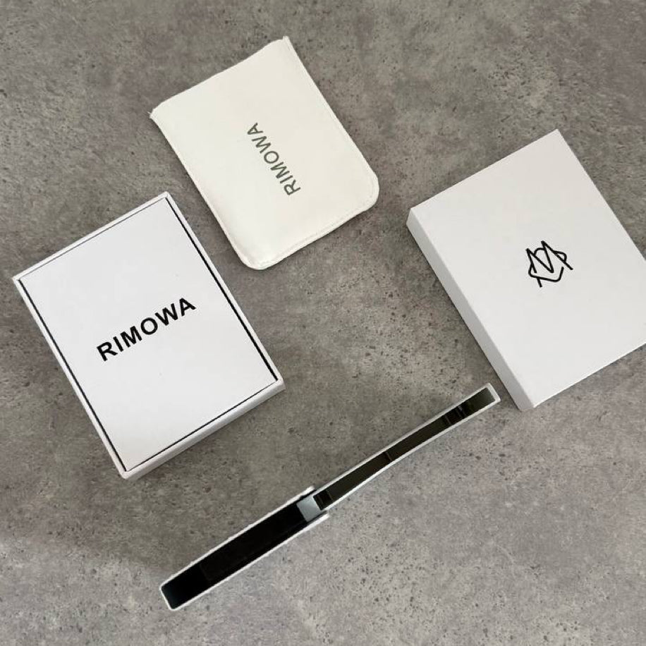 Rimowa Silver Full Box Kartlık
