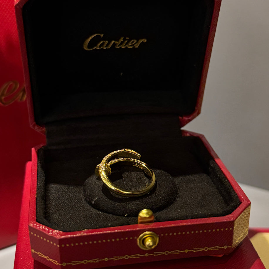 Cartier Çivi (Gold) Taşlı Yüzük