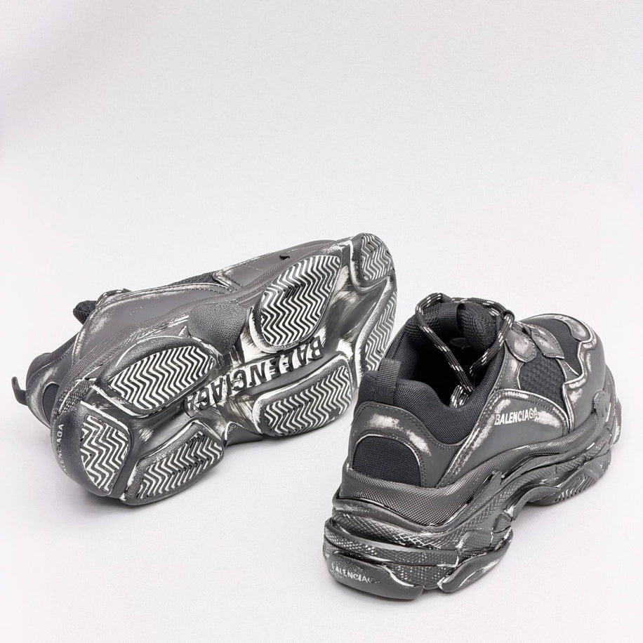 Balenciaga Triples Sneakers Unisex