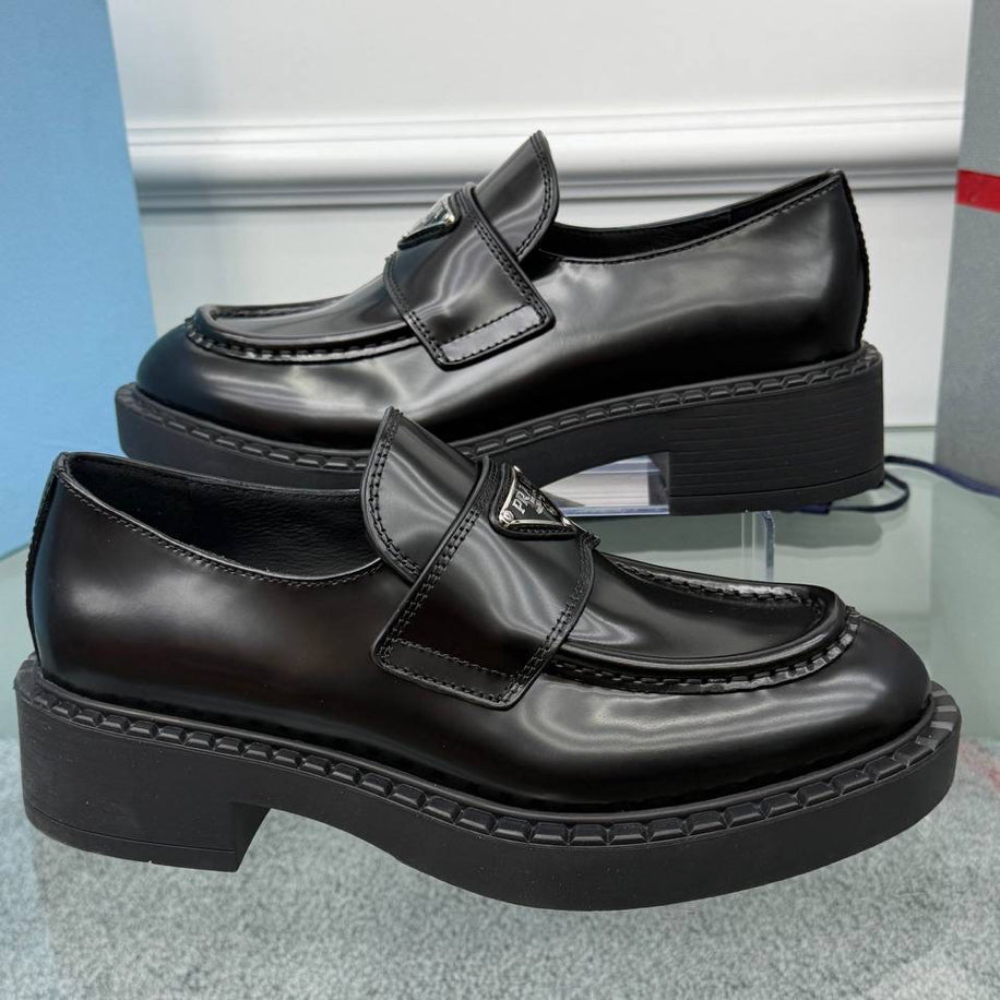 Prada  (Women ) İthal Premium Loafer