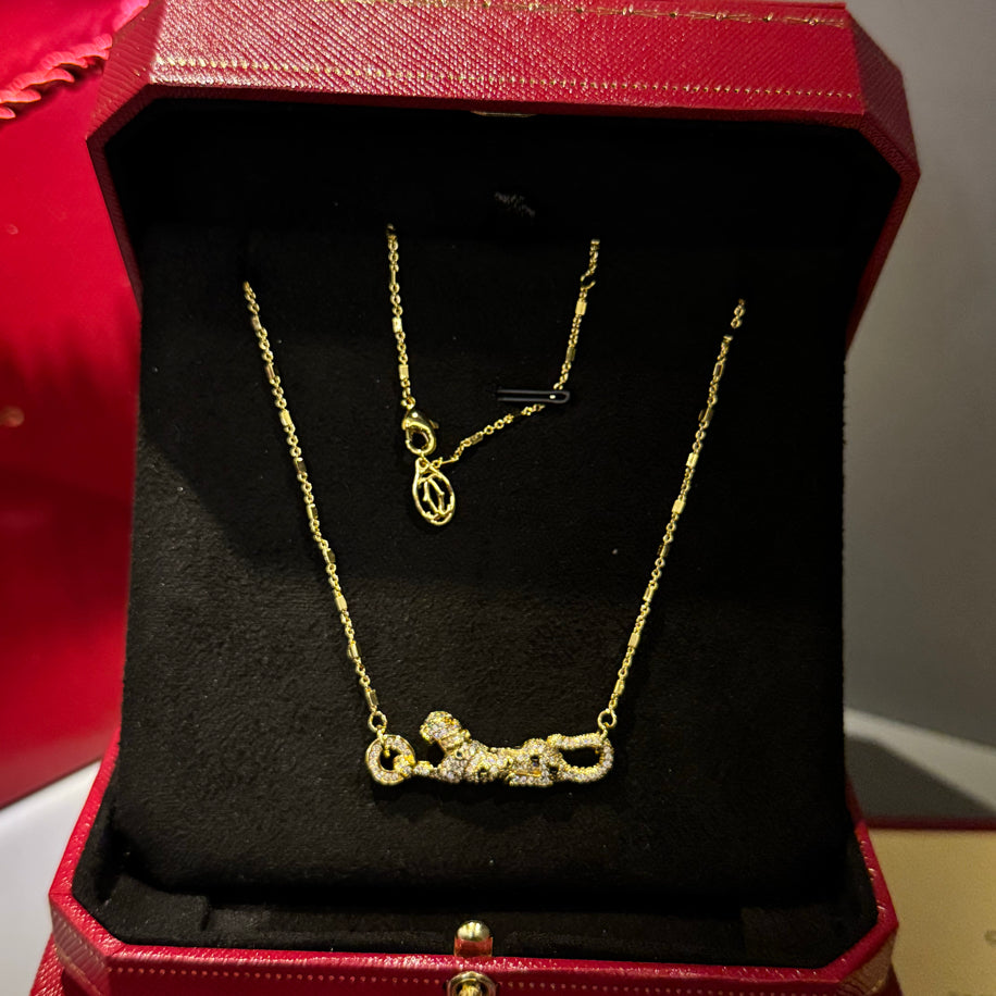 Cartier Panther (Gold) Taşlı Kolye
