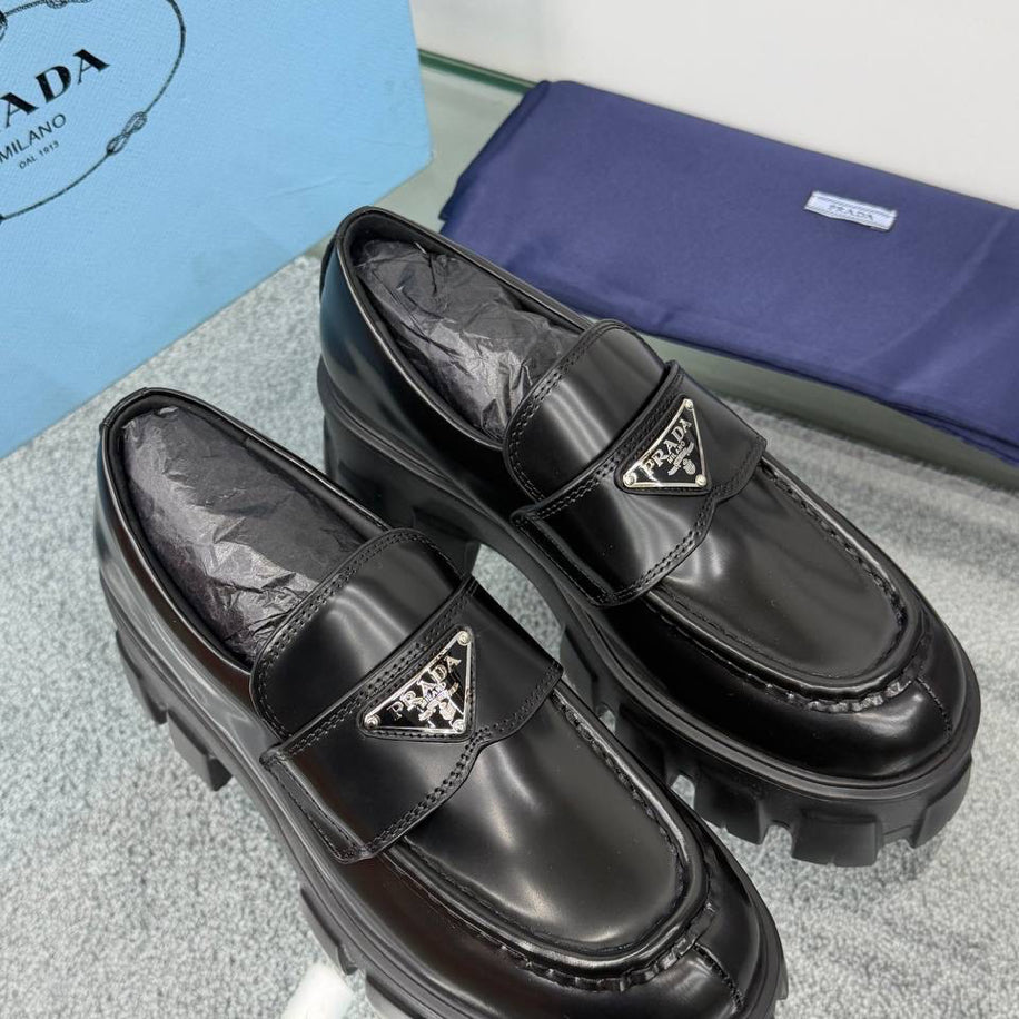 Prada  (Women ) İthal Premium Loafer