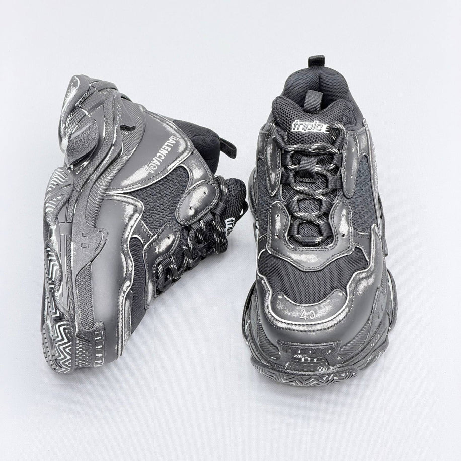 Balenciaga Triples Sneakers Unisex