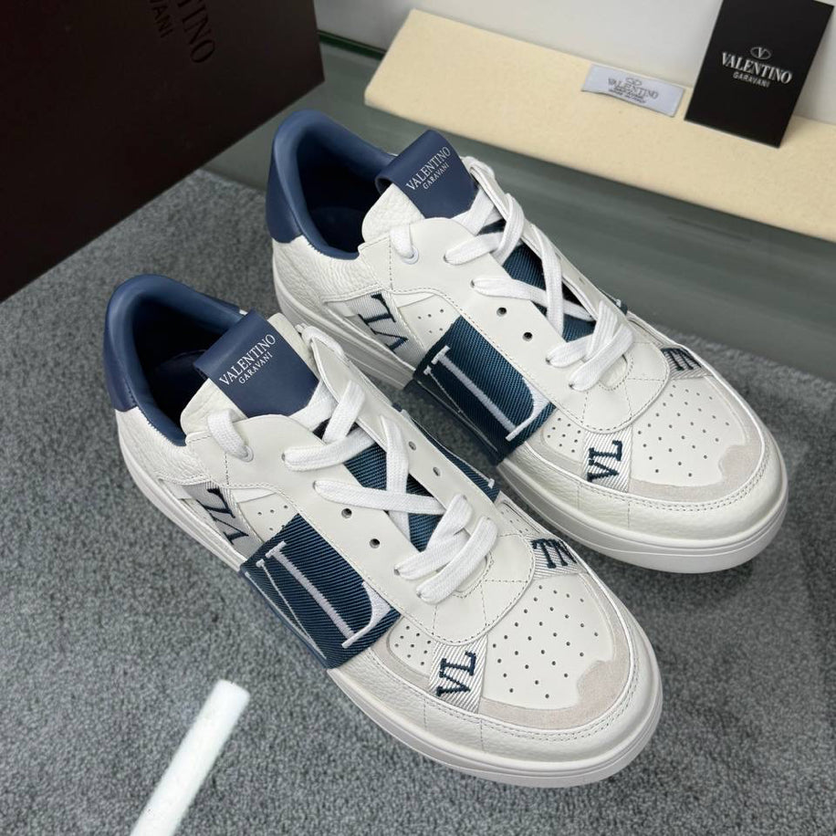 Valentino VL7N Leather Sneakers