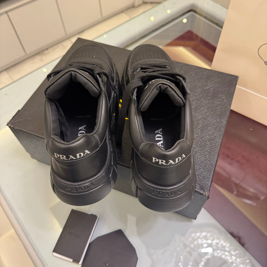 Prada Premium sneakers ithal