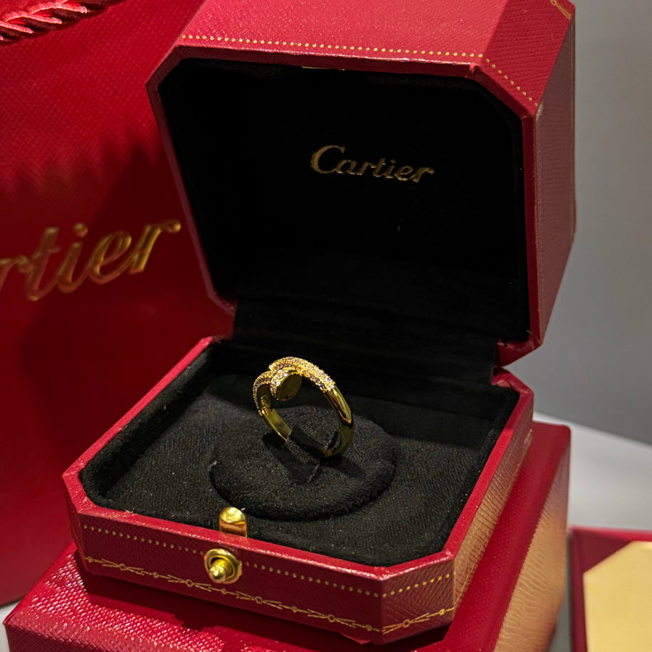 Cartier Çivi (Gold) Taşlı Yüzük