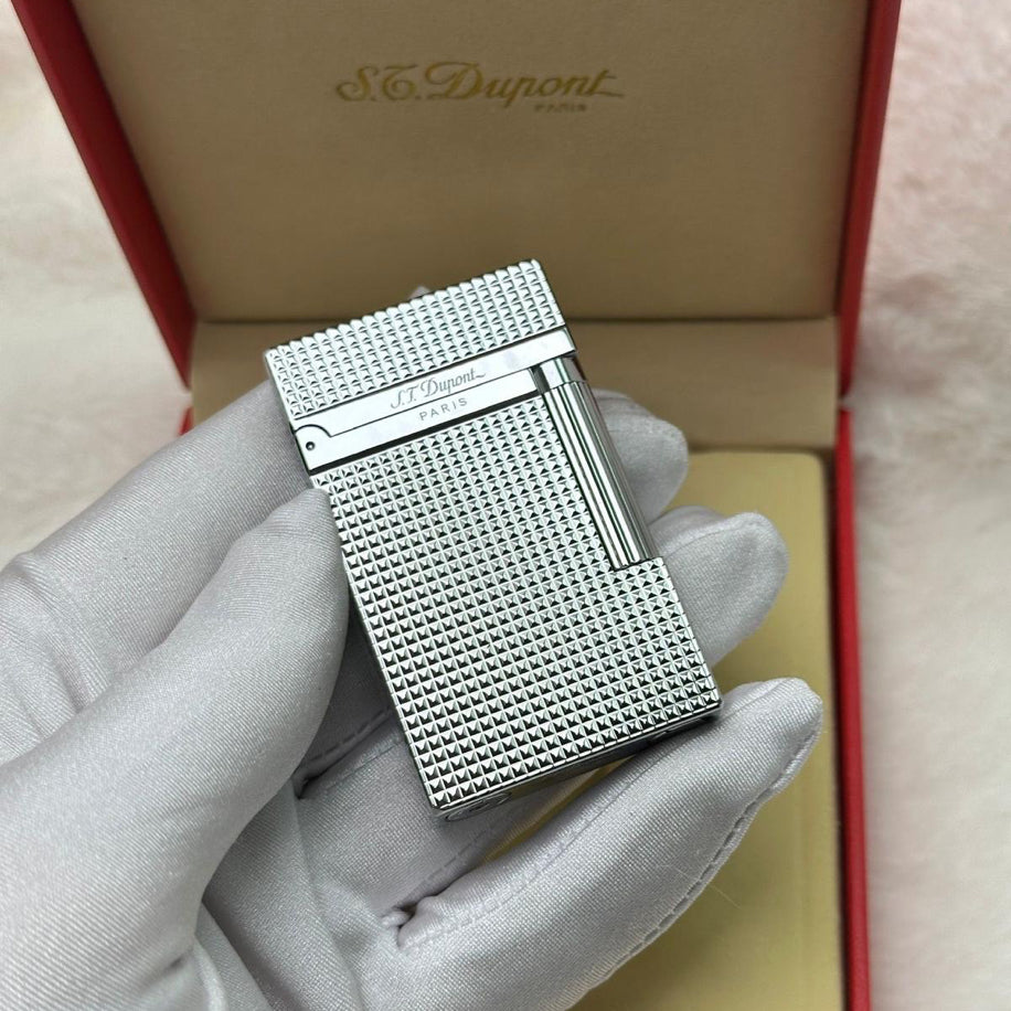 S.T. Dupont Ligne 2 Diamond Head Silver Lighter